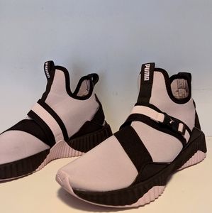 Women's Puma Defy Mid Athletic Sneaker